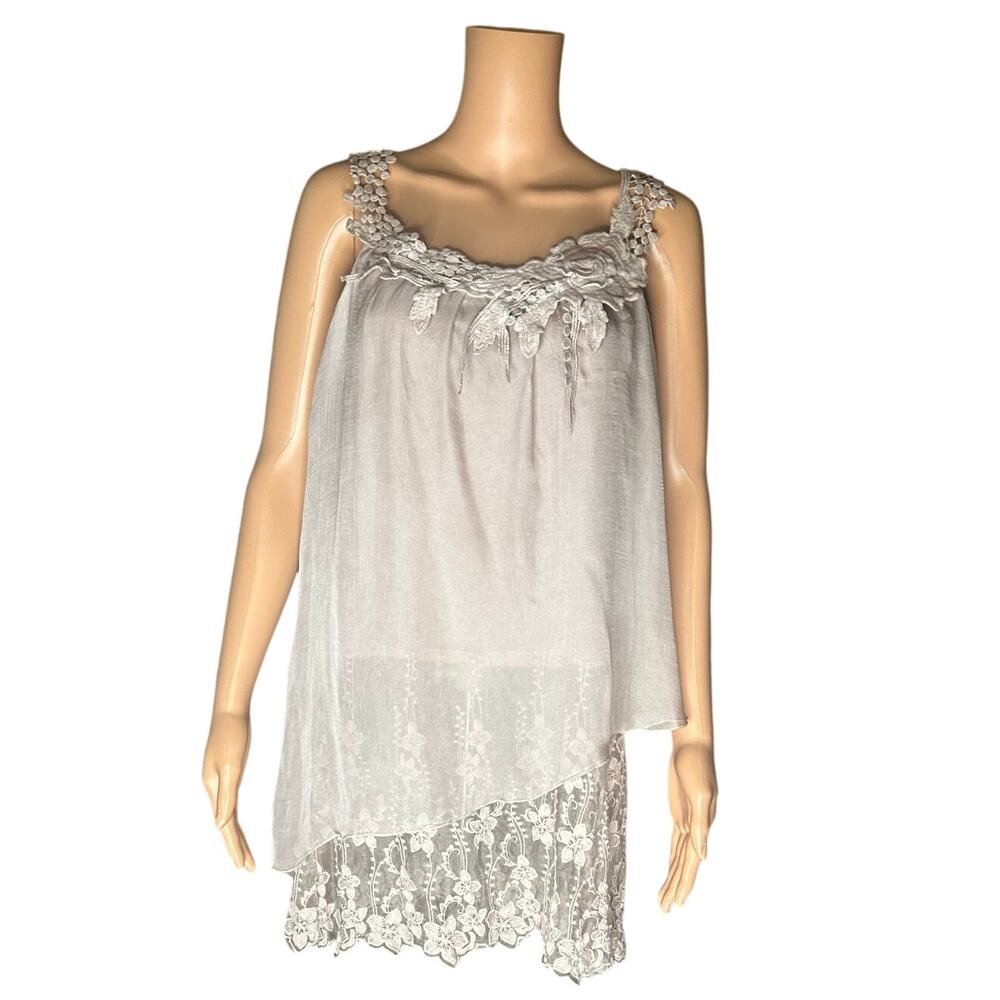 Flora Ashley Champaign color size Small lace tunic top